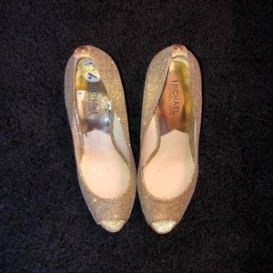 Gold Pumps